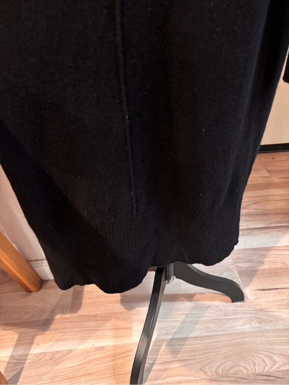 ATHLETA Alpine Spirit Wrap SZ S Black Sweater Cardigan Good Condition Great Find - Picture 13 of 13